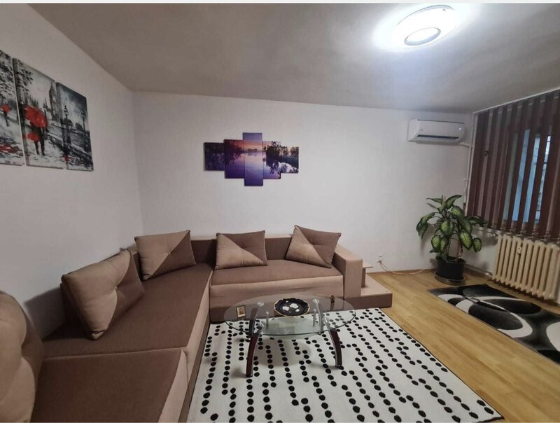 Obor, Colentina, Teiul Doamnei vav Sectia 7 Politie